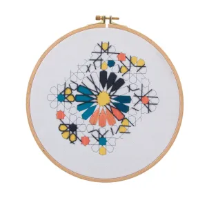 27 cm Embroidered Hoop Zelij Fragments