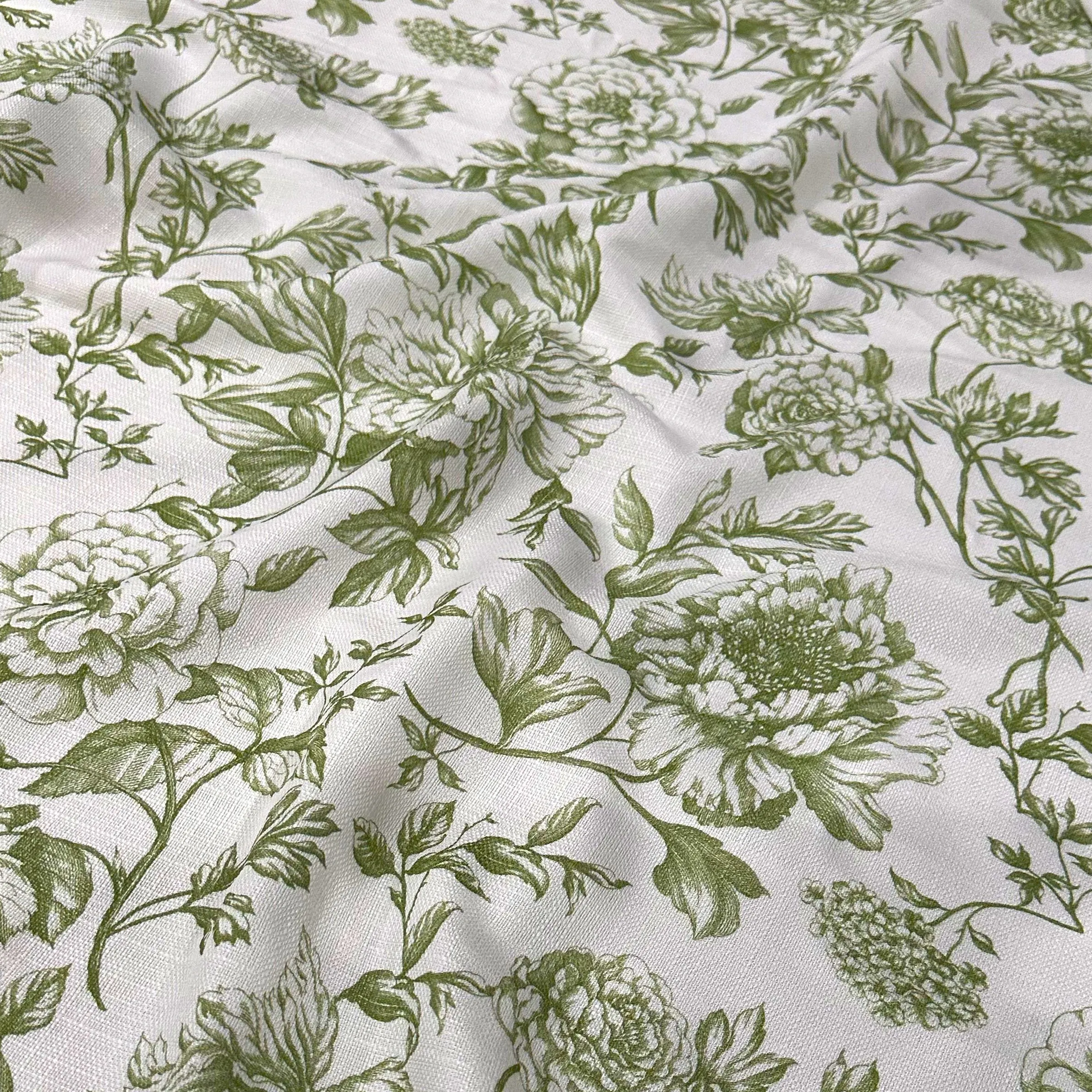 Artistry Bloom Table Runner in Sage