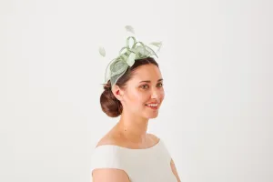 Fascinator On A fine Headband (13 Colours )