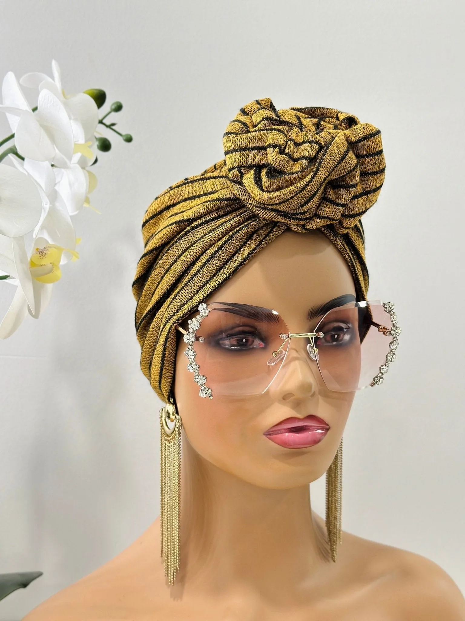 Flower-Design Turban