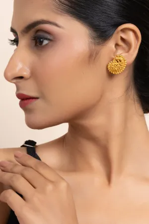 Gold Plated Paisley Stud Earrings – Exquisite Copper Jewelry for Timeless Elegance