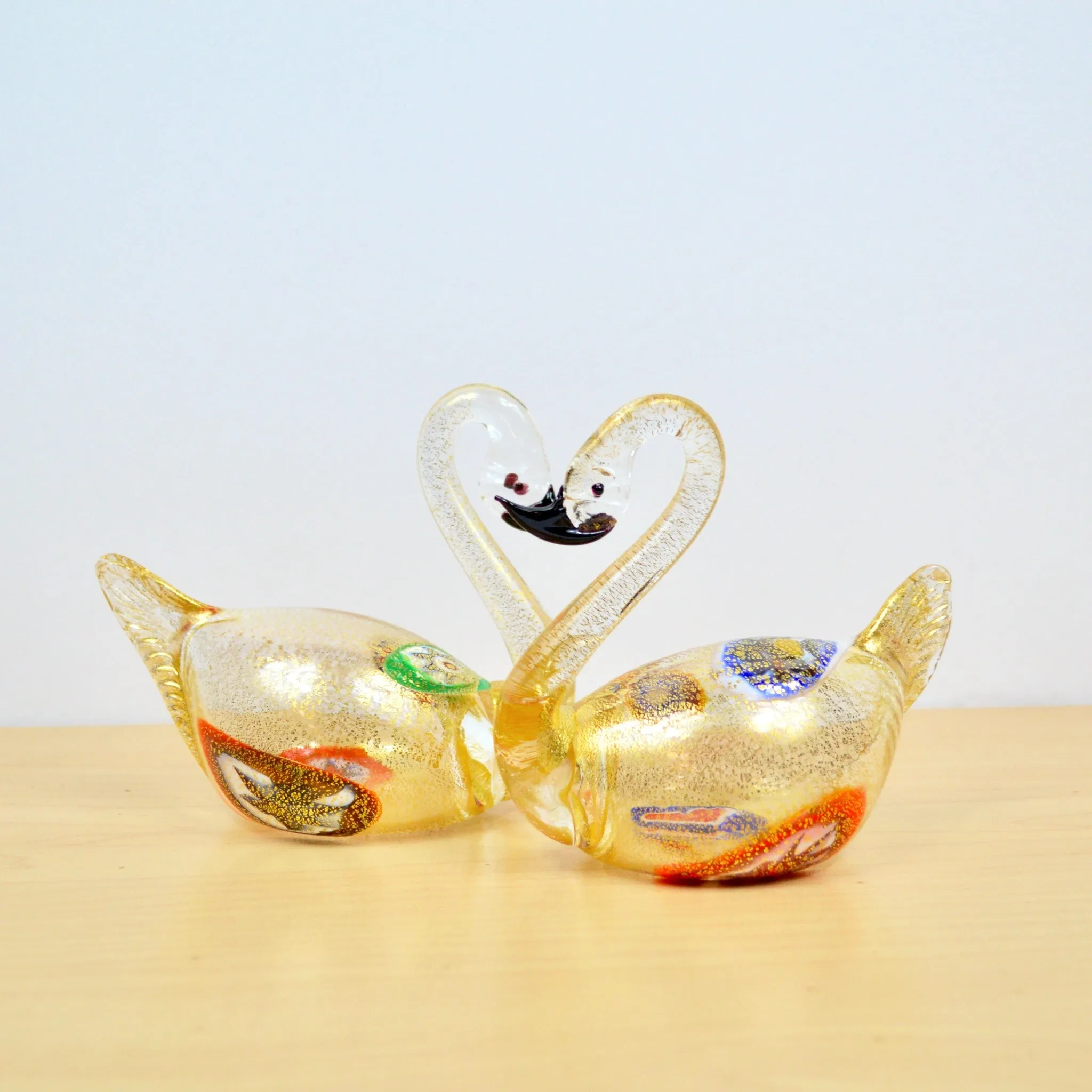 Murano Glass Swan, Decorative Figurine, Made in Italy