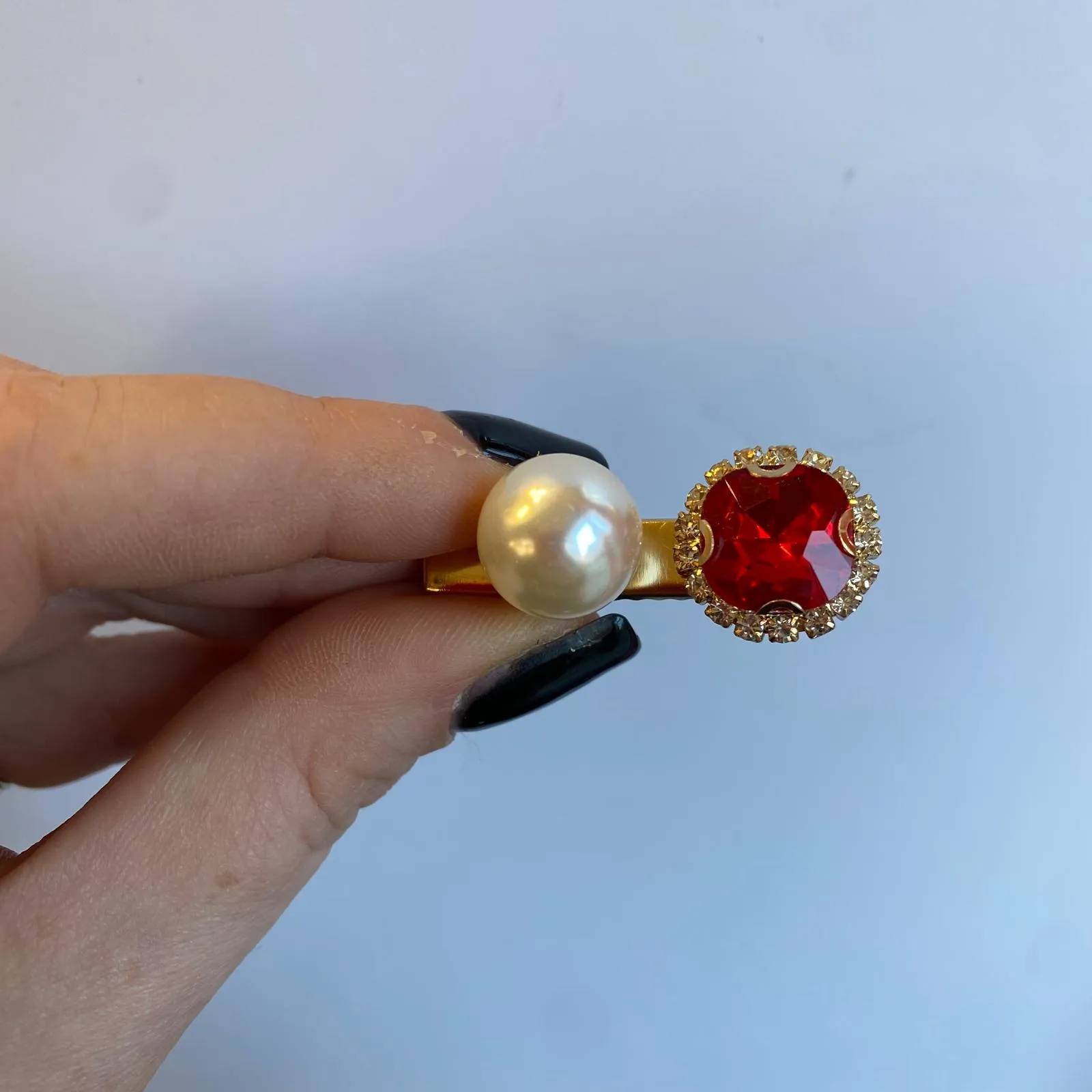 Small Hairclip - Red and Pearl