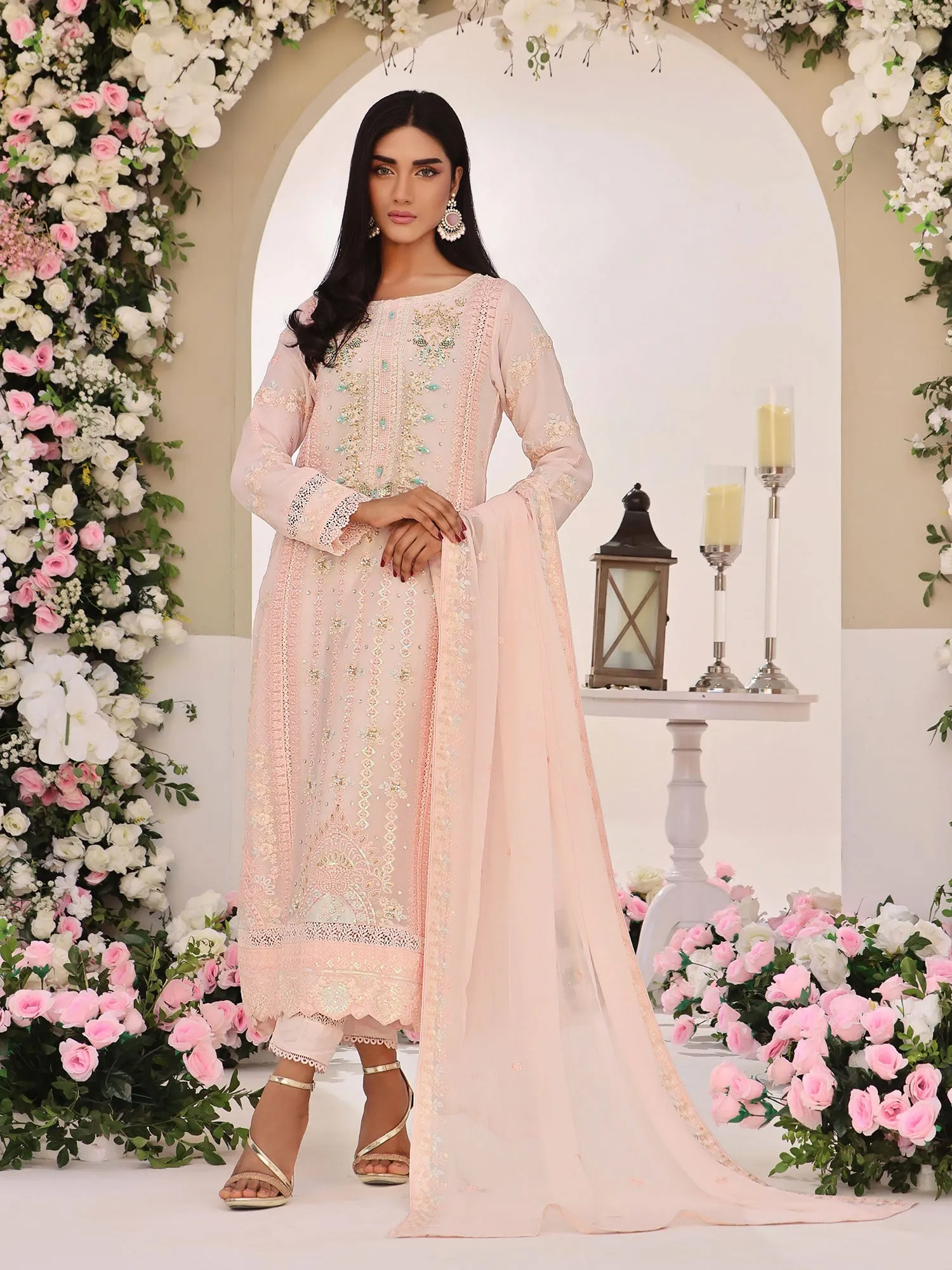 Wardah Uzair "Allure" Luxury Pret Embroidered Chiffon Suit - Drape